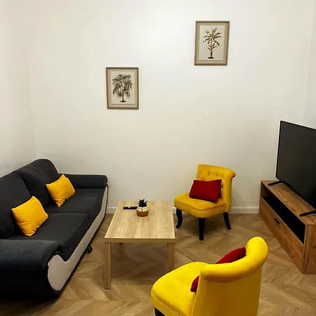Appartement T2 Avec Terrasse Proche Cathedrale Bourges Extérieur photo
