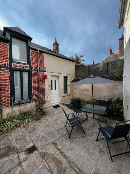 Appartement T2 Avec Terrasse Proche Cathedrale Bourges